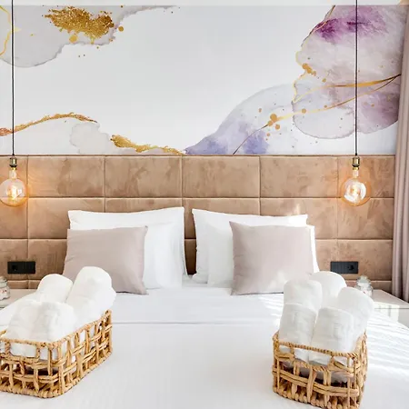 Fly - S4 - Mpolo Gæstehus 3*