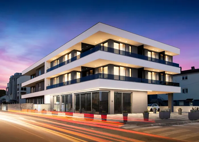 Konukevi Fly - S4 - Mpolo 3*